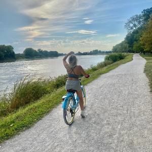 Meet your Posher, Grace